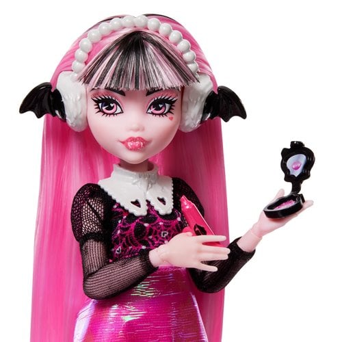 Wholesale Monster High Skulltimate Secrets Fearidescent Draculaura